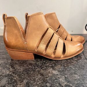 Frye & Co Western Style Casual Bootie Brown Women’s Size 6